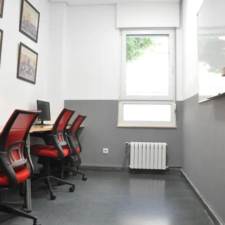 Апартаменты Tagaste Residencia Universitaria *