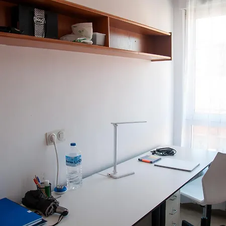 Tagaste Residencia Universitaria *